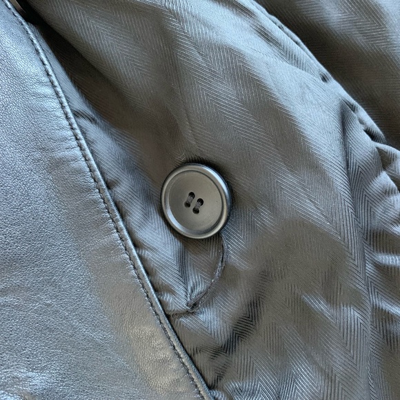 Black Leather Jacket - Women's - Danier - Genuine Leather - M - Picture 10 of 12